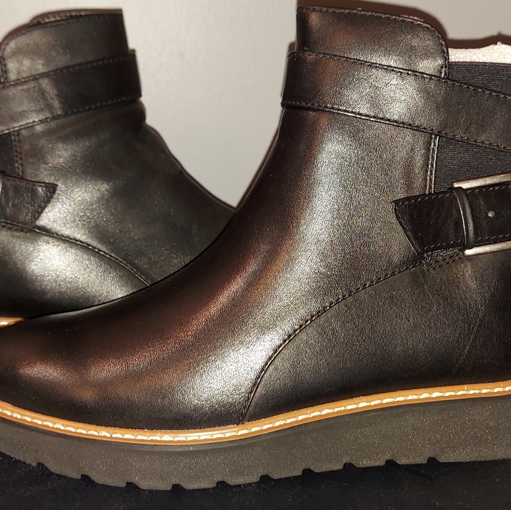 Naturalizer Leather Women's Bootie